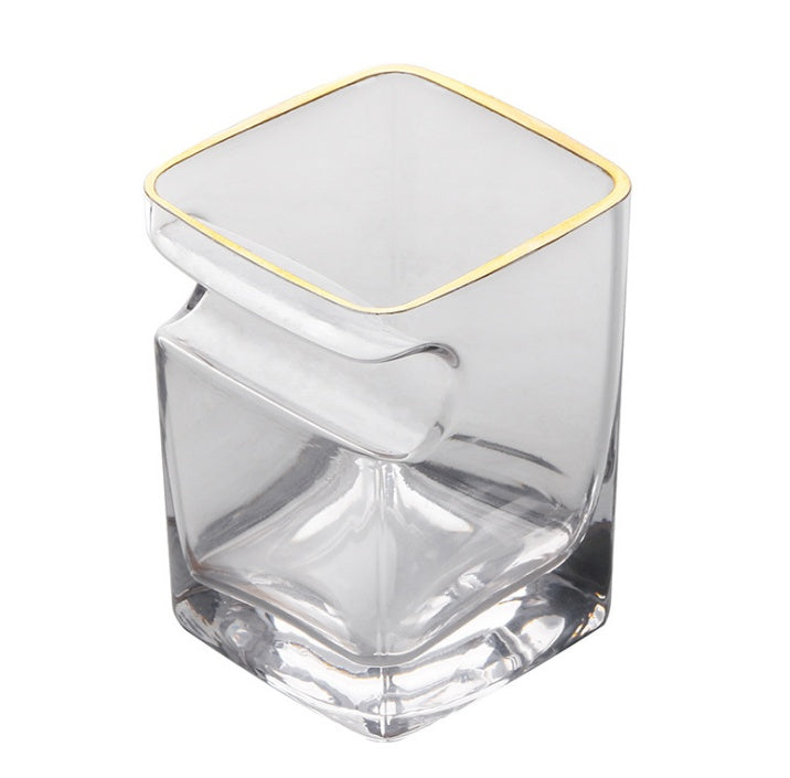 Creative whisky cigar glassCreative whisky cigar glass